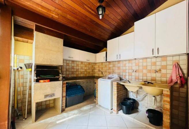 Casa, 4 quartos, 259 m² - Foto 8
