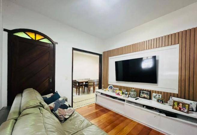 Casa, 4 quartos, 259 m² - Foto 25