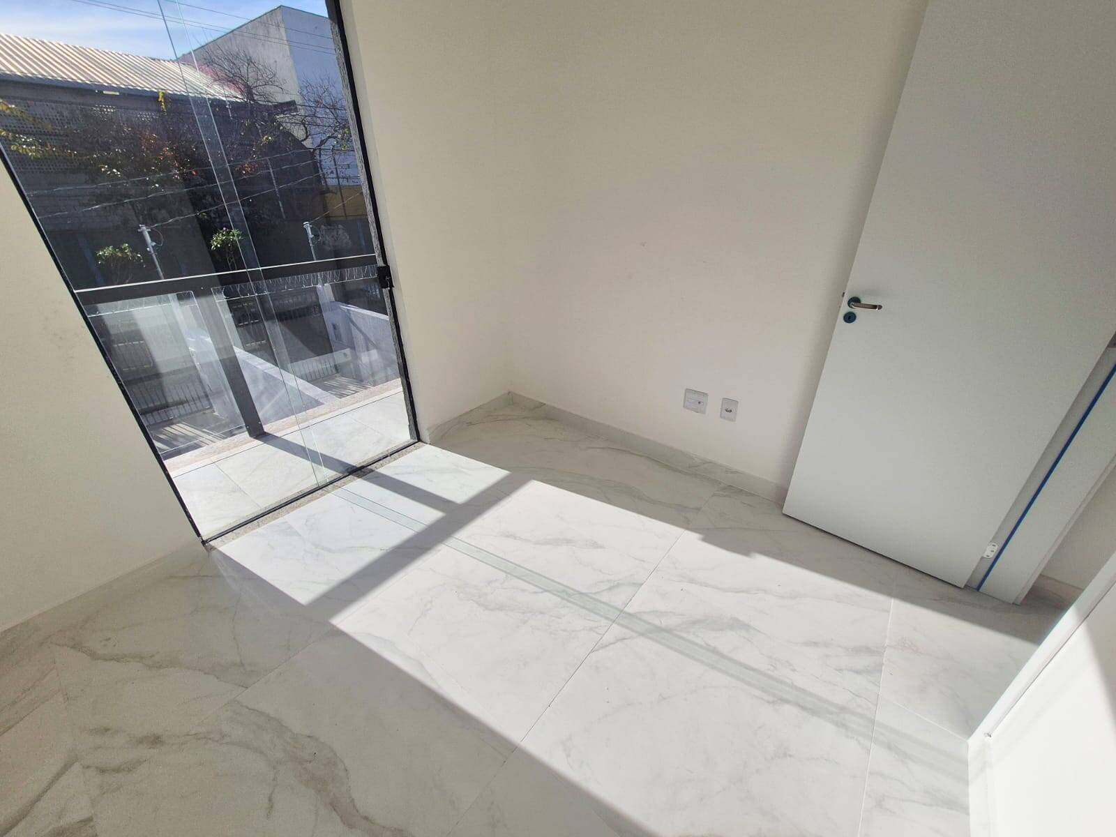 Casa, 2 quartos, 75 m² - Foto 1