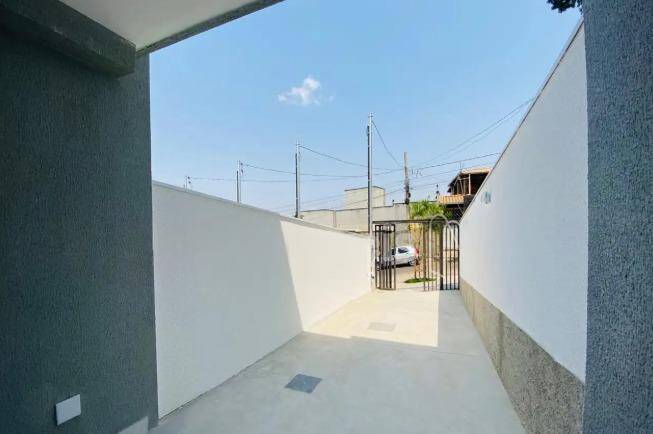 Casa, 2 quartos, 70 m² - Foto 1