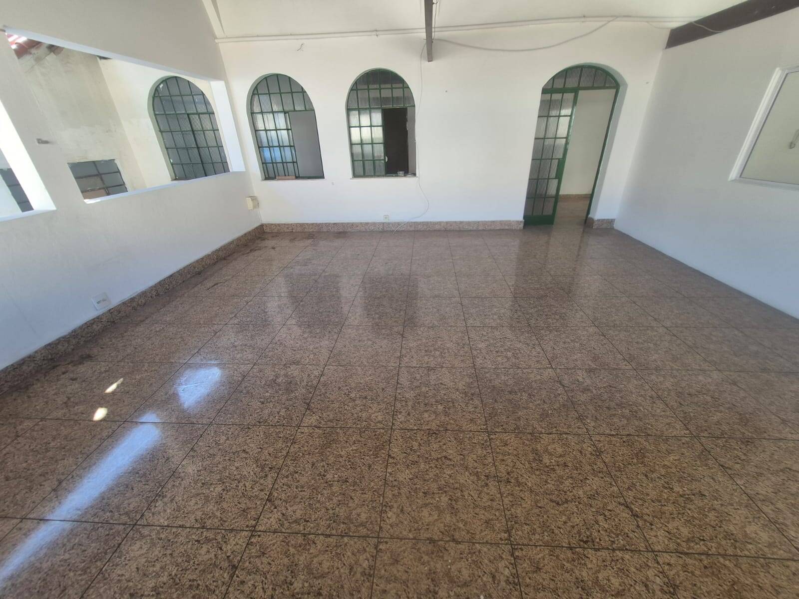Casa, 4 quartos, 180 m² - Foto 3