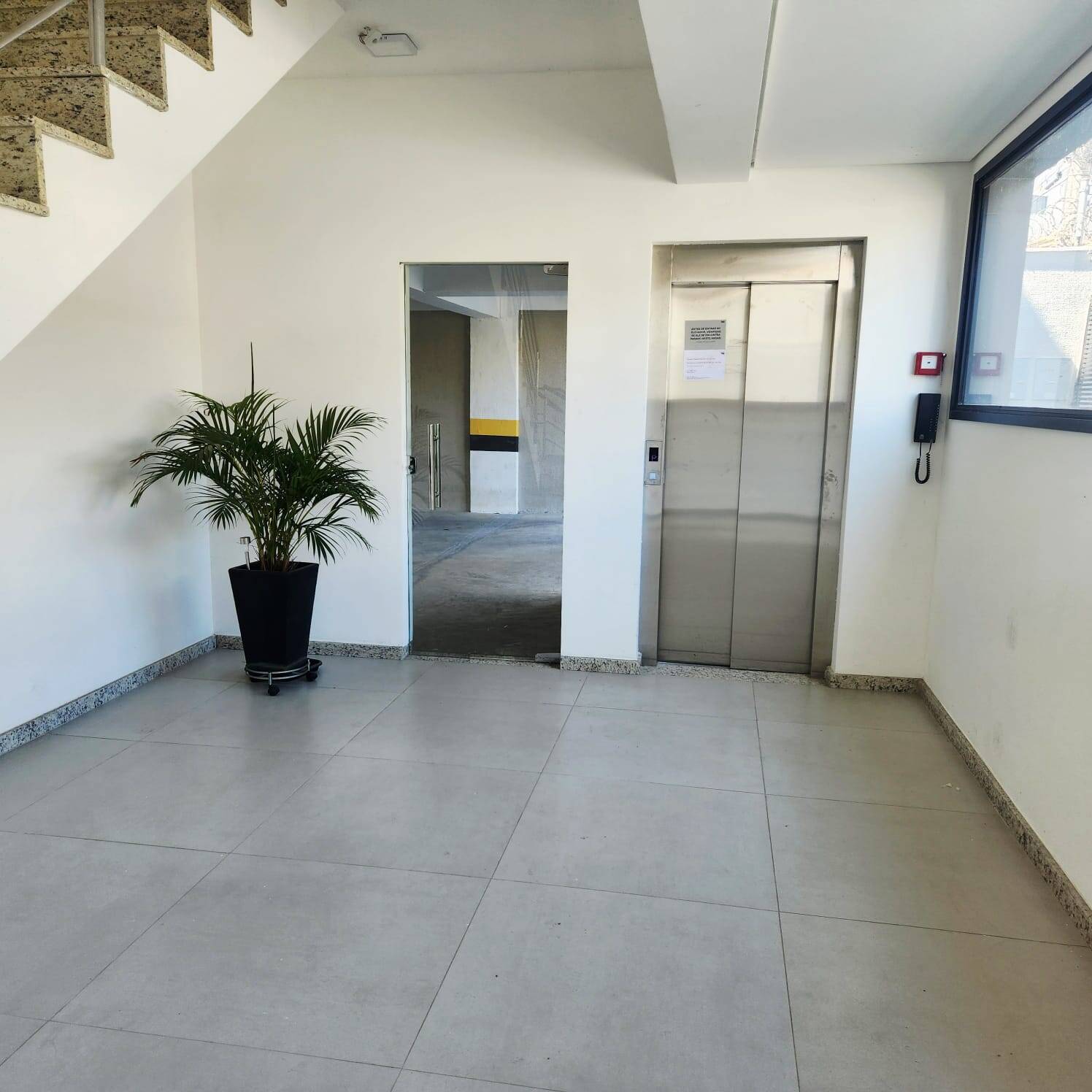 Apartamento, 3 quartos, 100 m² - Foto 2