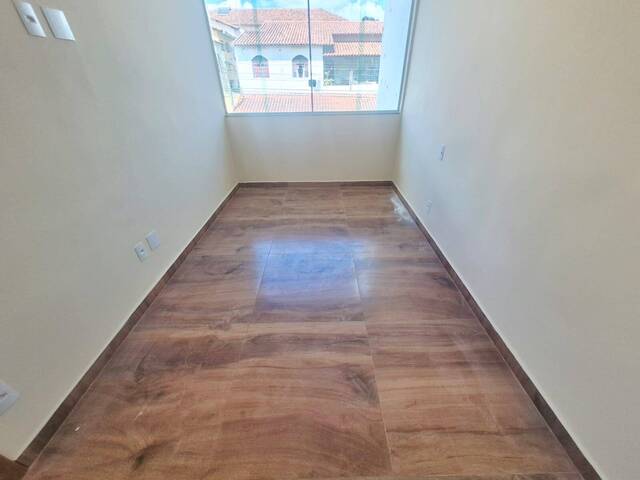 Casa para Venda em Belo Horizonte - 4