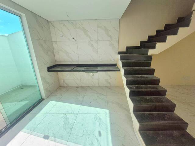 Casa para Venda em Belo Horizonte - 2