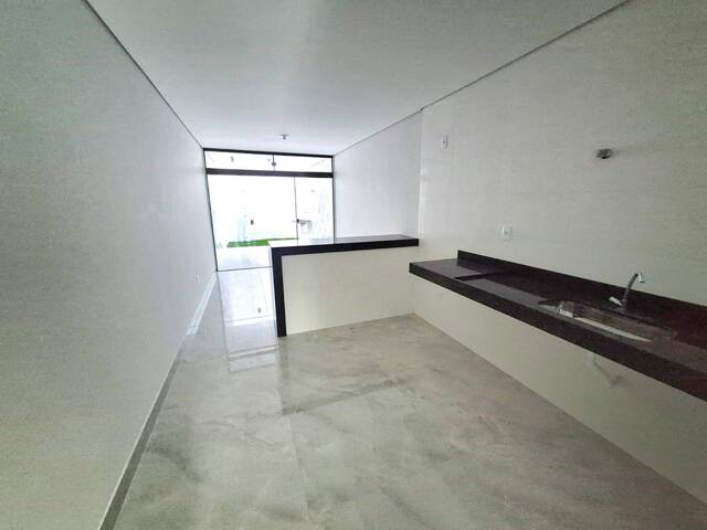 Casa para Venda em Belo Horizonte - 5