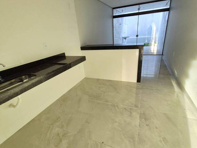 Casa para Venda em Belo Horizonte - 3