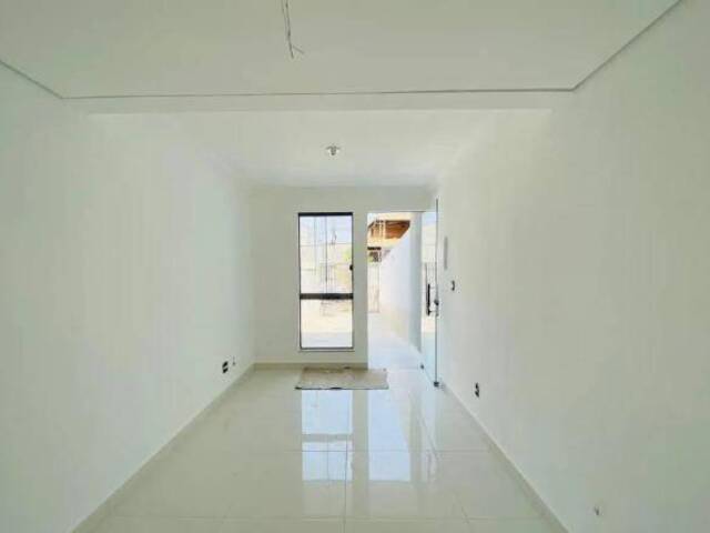 Casa para Venda em Belo Horizonte - 2