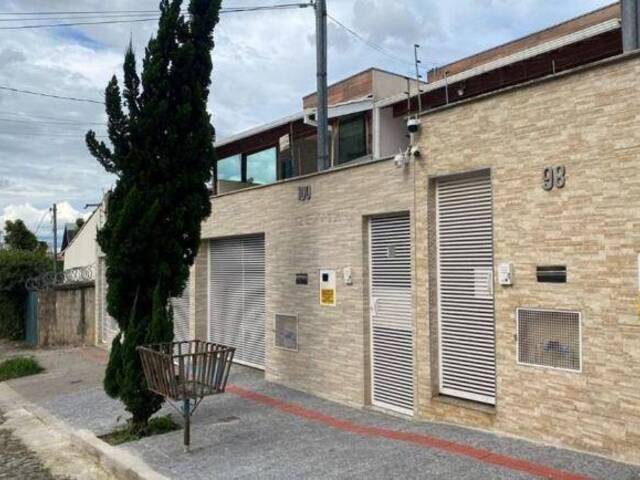 Casa para Venda em Belo Horizonte - 2