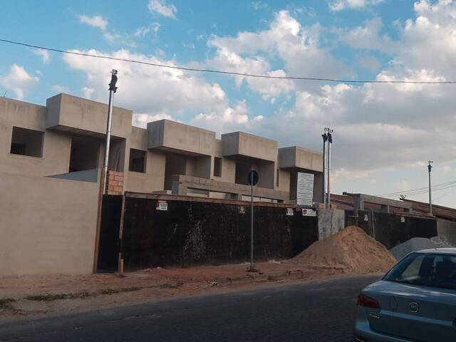 #80 - Casa para Venda em Belo Horizonte - MG