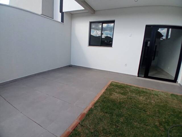 Casa para Venda em Belo Horizonte - 2