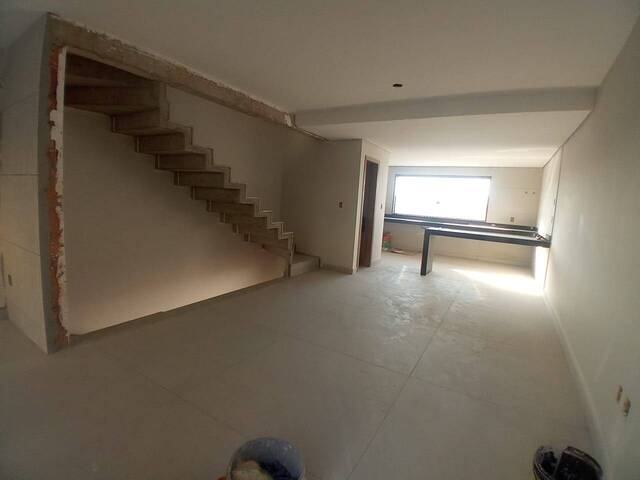 Casa para Venda em Belo Horizonte - 4