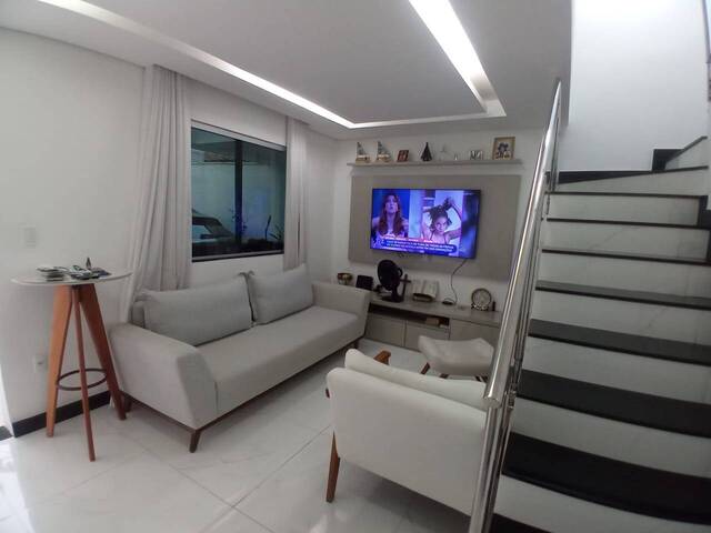 #176 - Casa para Venda em Belo Horizonte - MG