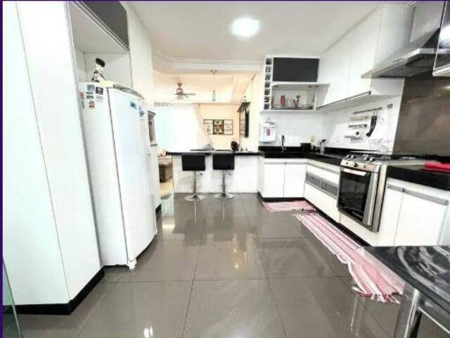 #220 - Apartamento para Venda em Belo Horizonte - MG