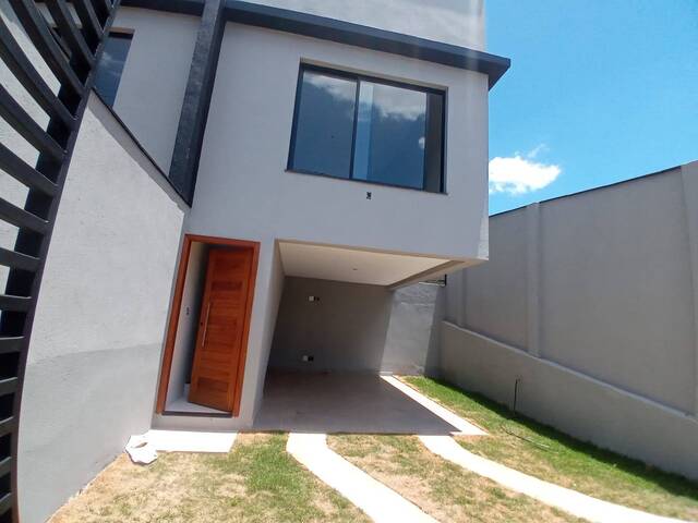 #222 - Casa para Venda em Belo Horizonte - MG