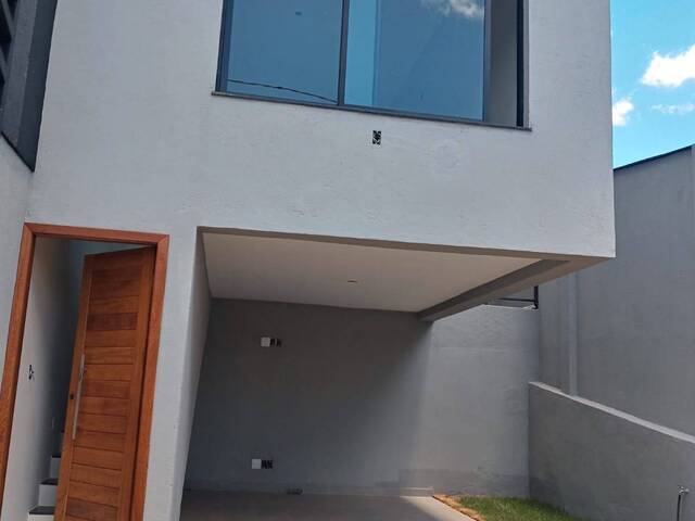 #222 - Casa para Venda em Belo Horizonte - MG