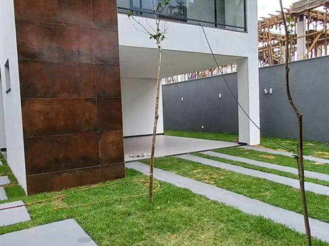 #298 - Casa para Venda em Belo Horizonte - MG