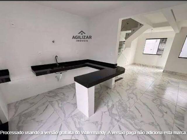 #331 - Casa Geminada para Venda em Belo Horizonte - MG